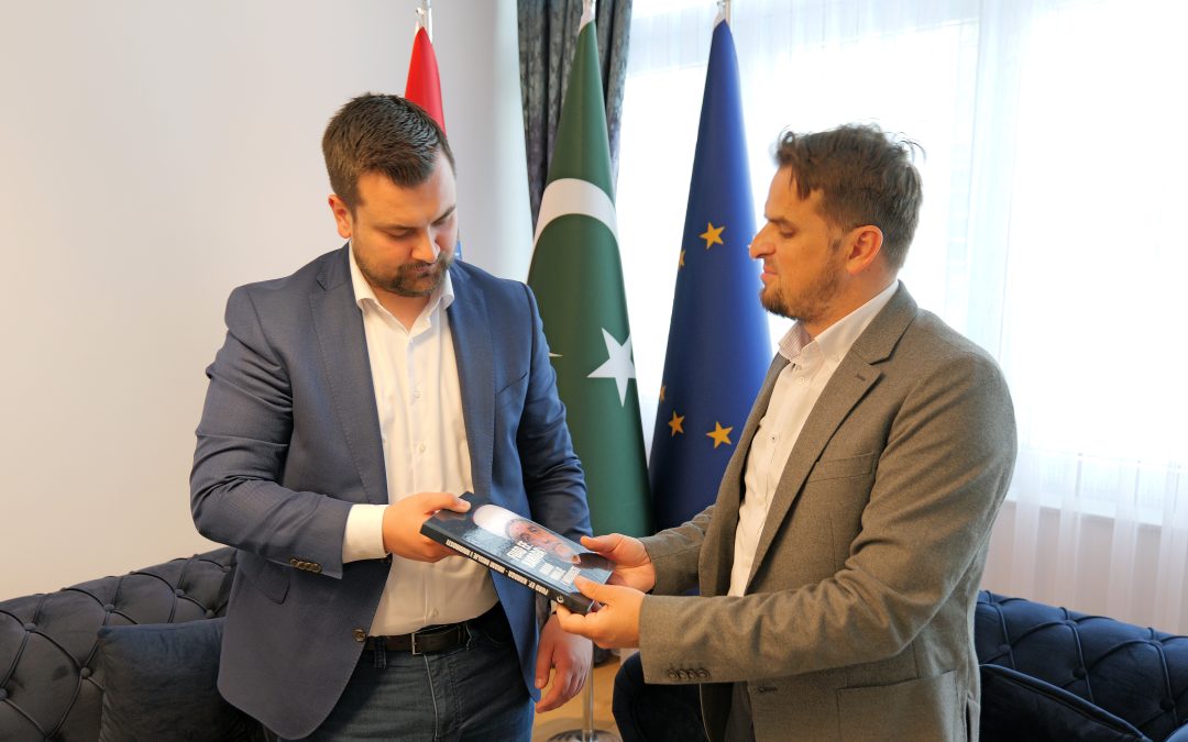 Sastanak Armina Hodžića u Sisku s Alem ef. Crnkićem