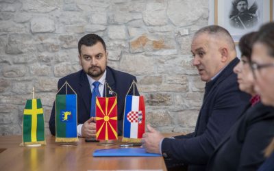 Posjeta makedonskoj nacionalnoj manjini u Rijeci i Puli
