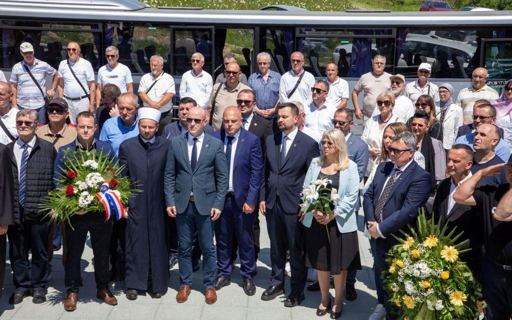 Kod Slunja otvoren “Spomen-park Dr. Irfan Ljubijankić”