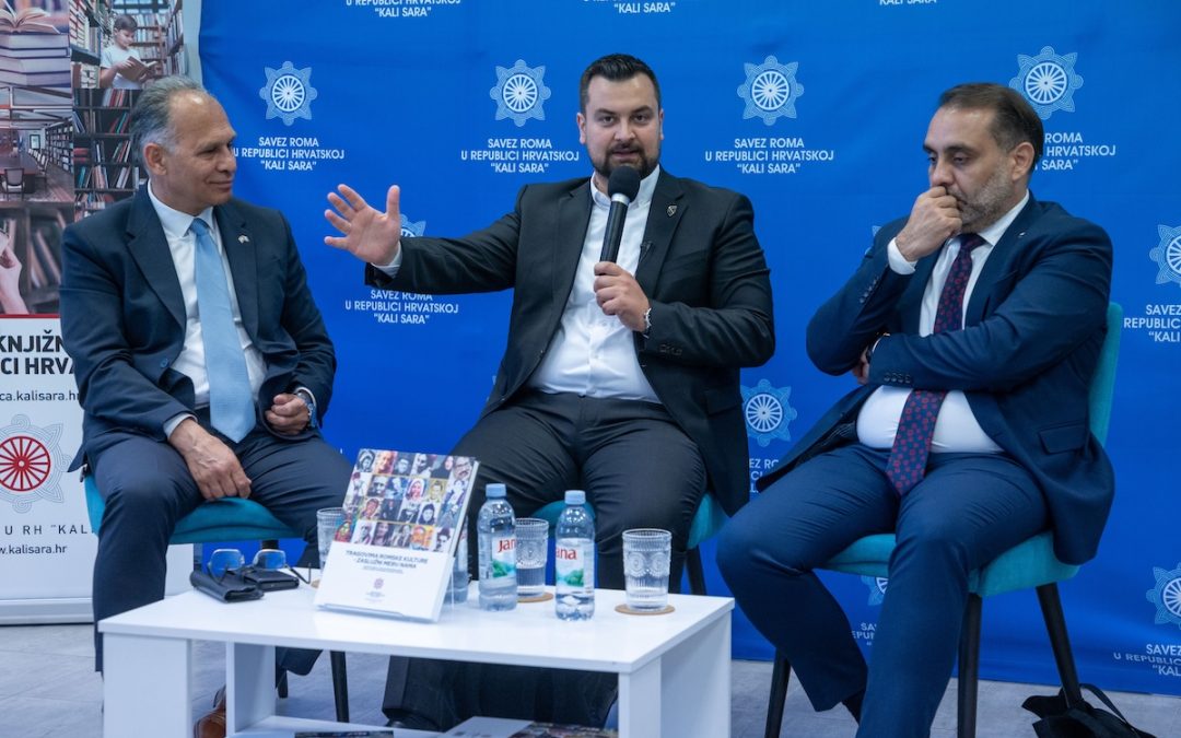 Armin Hodžić u Živoj knjižnici Kali Sare: Ne odustajte od onoga u što vjerujete