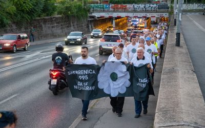 Zagreb Srebrenici: Mimohodom sjećanja i projekcijom cvijeta Srebrenice obilježena 31. godišnjica genocida