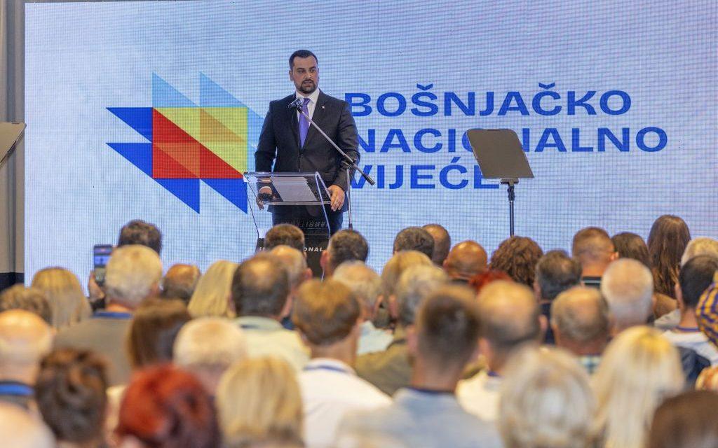 Armin Hodžić jednoglasno ponovno izabran za predsjednika Bošnjačkog nacionalnog vijeća 